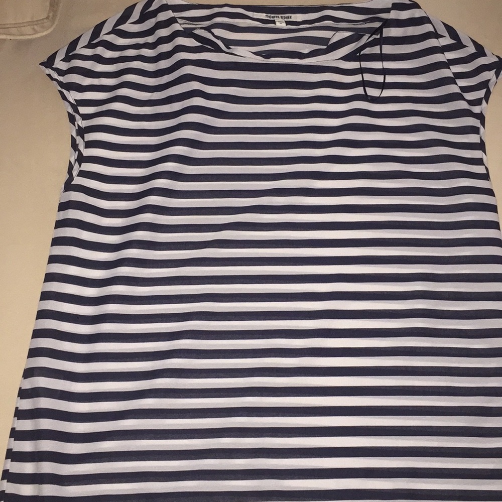 Daniel Rainn Blue and White Crew Neck